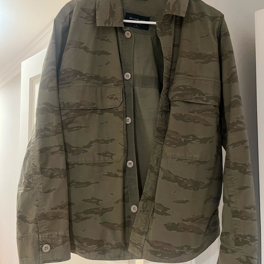Abercrombie & Fitch Olive Camouflage Field Jacket